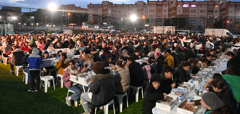 Dört mahalle Ramazan bereketini Gönül Sofralarında yaşadı