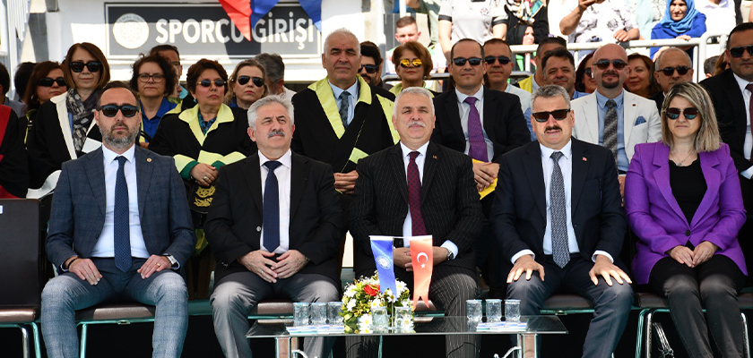 Tekirdağ Namık Kemal Üniversitesi 2022-2023 Yılı Akademik Mezuniyet Töreni Yapıldı