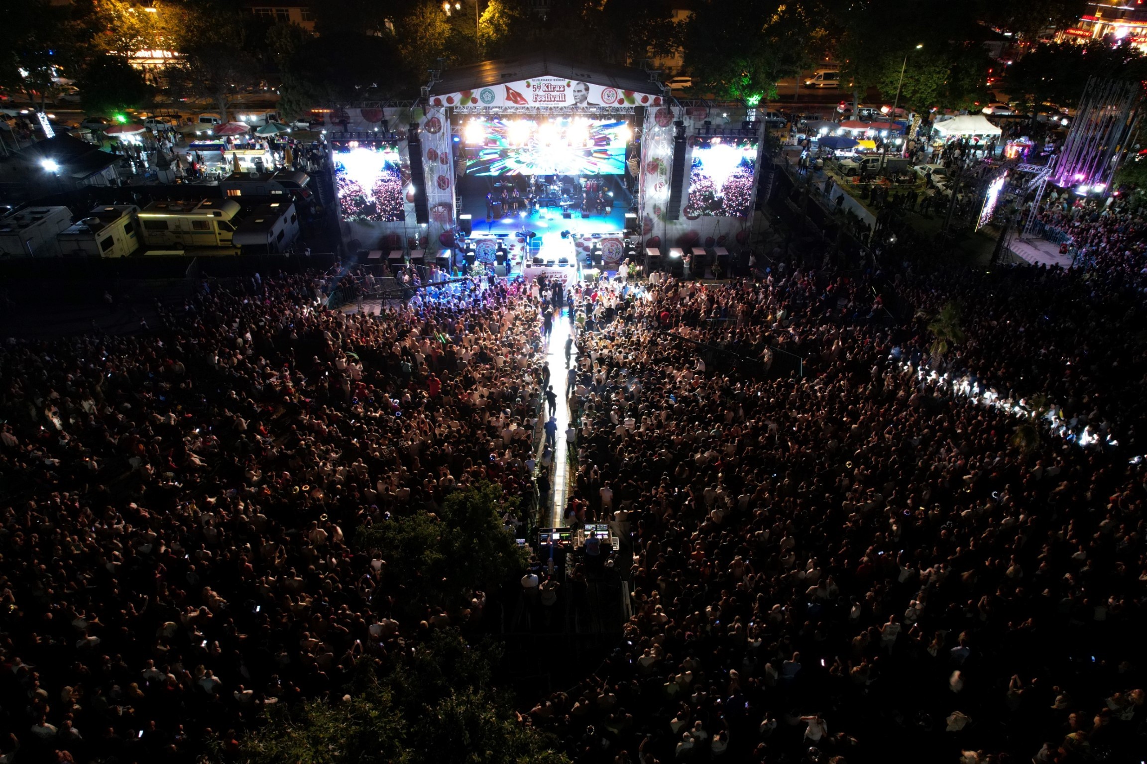 Kiraz Festivalinde Katılım Rekoru Kırıldı
