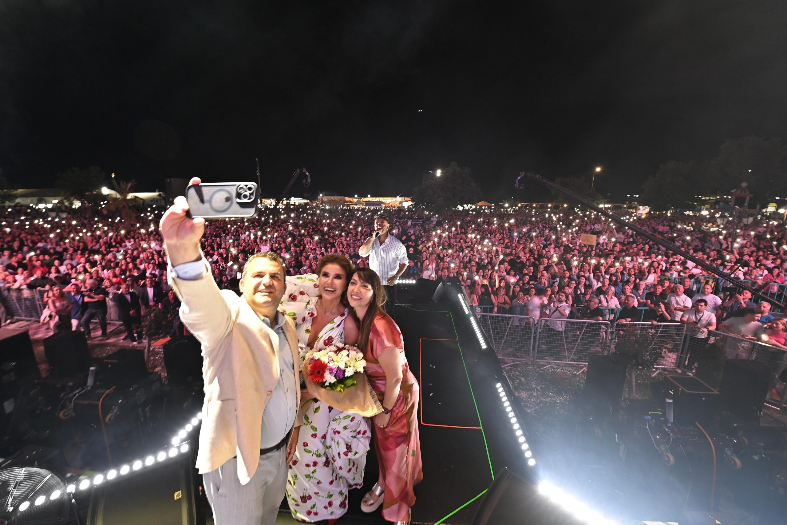 Kiraz Festivaline Muhteşem Kapanış