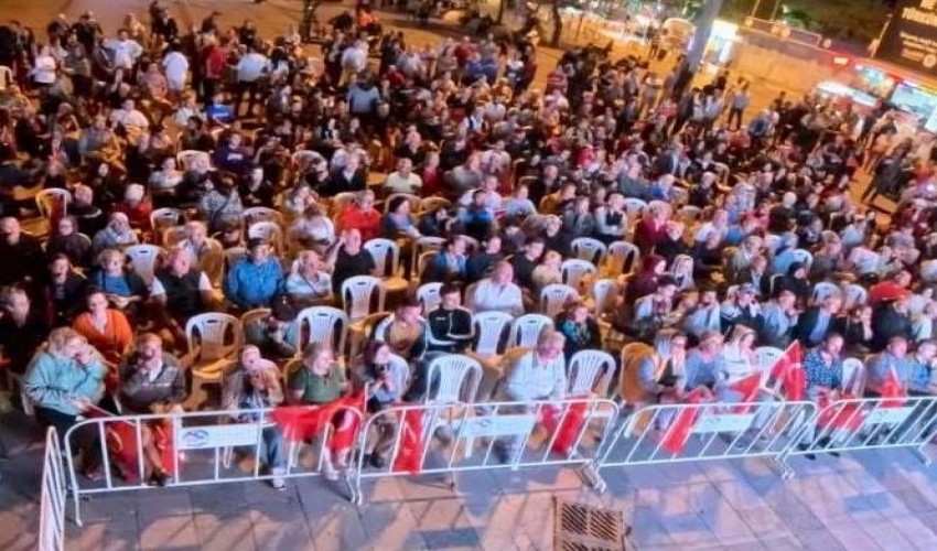 Yaşattığınız Gurur İçin Teşekkürler 12 Dev Adam