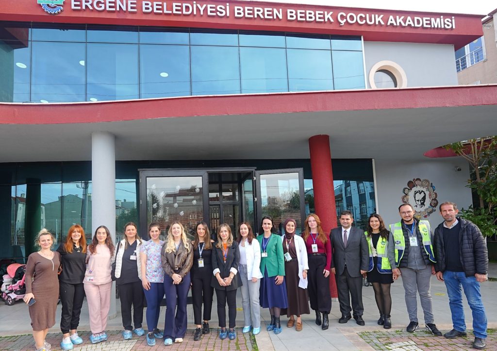 ÇOCUKLARIMIZIN SAĞLIĞI, GELECEĞİMİZİN EN BÜYÜK GÜVENCESİDİR