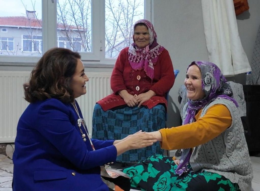 SAĞLIK VE SOSYAL HİZMETLERİMİZLE VATANDAŞIMIZIN YANINDAYIZ