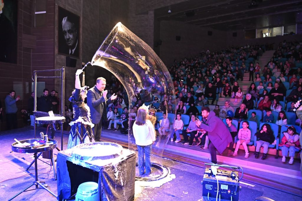 Sömestr Şenliği Coşkuyla Devam Ediyor