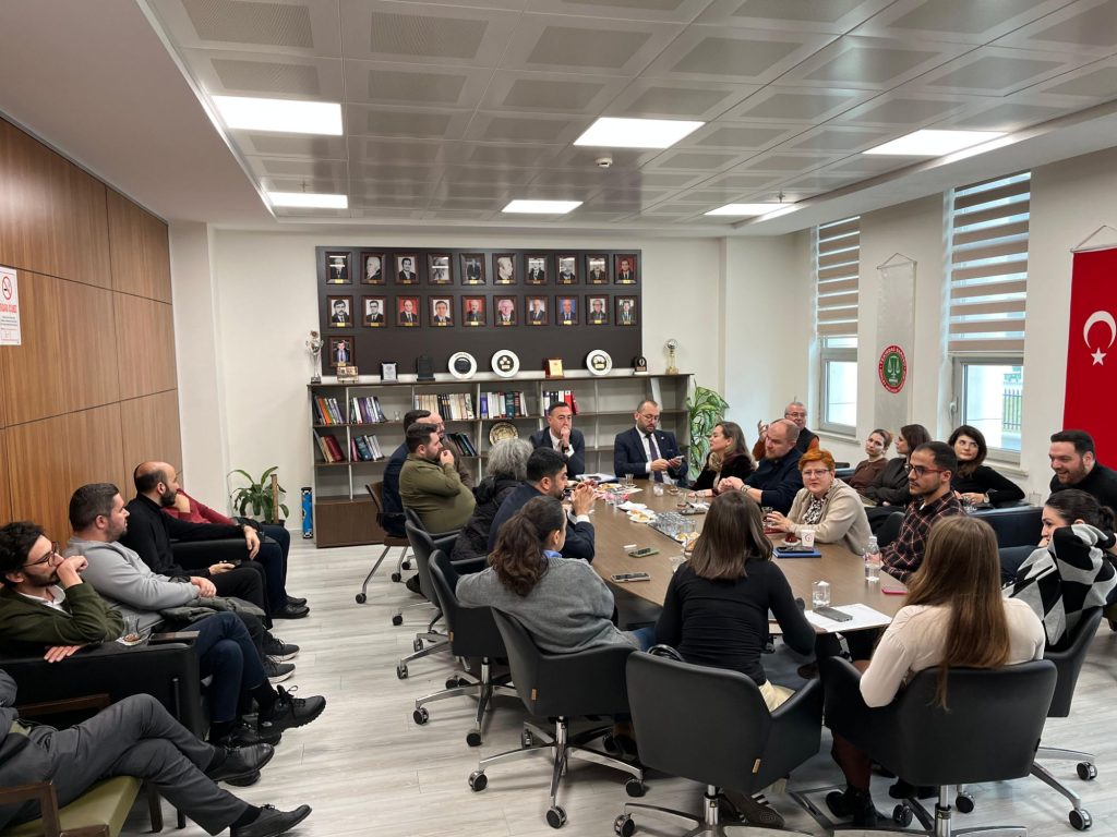 TEKİRDAĞ BAROSU’NDA SERBEST KÜRSÜ BULUŞMASI GERÇEKLEŞTİRİLDİ