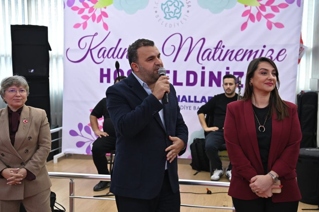 Süleymanpaşalı Hanımlar Kadınlar Matinesinde Eğlenceye Doydu