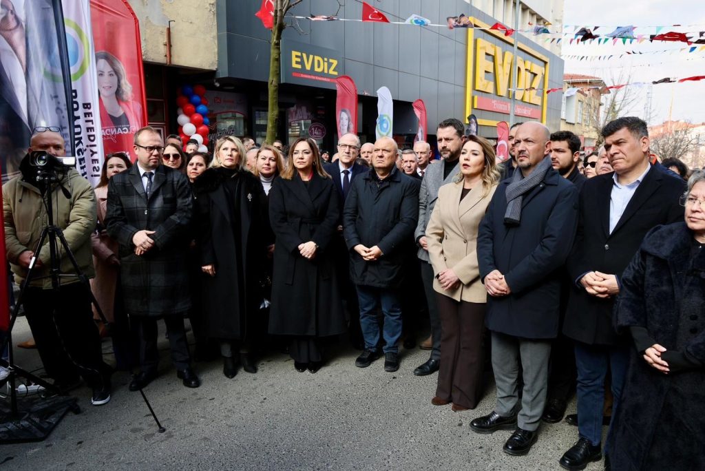 TEK MARKET MALKARA’DA HİZMETTE