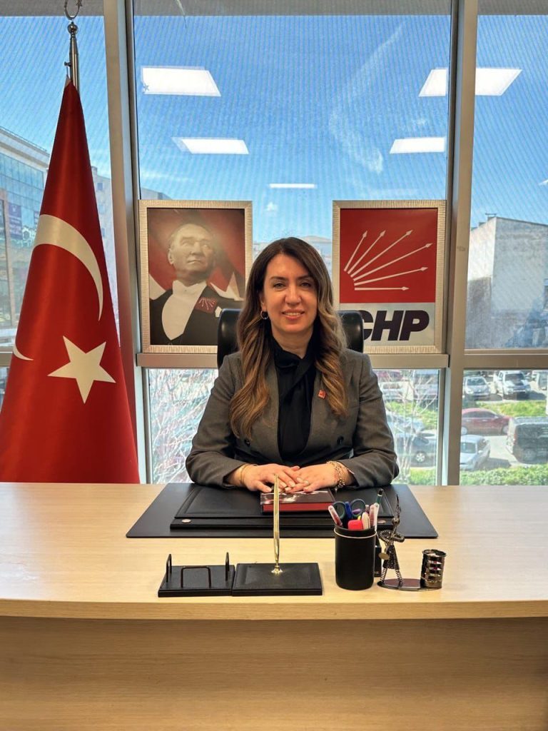 Gamze Yıldırım CHP Süleymanpaşa Kadın Kolları Başkanlığına Getirildi