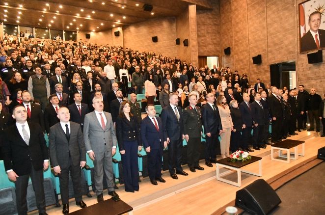 Tekirdağ’da 18 Mart Çanakkale Zaferi’nin 111. Yıl Dönümü Programı Düzenlendi
