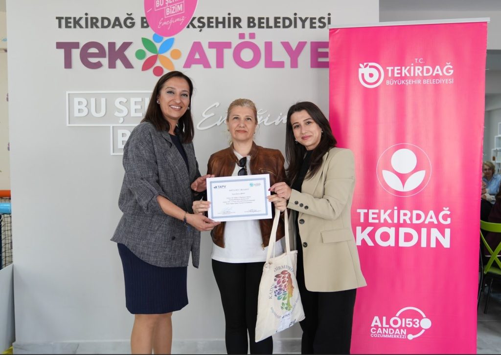 BÜYÜKŞEHİR’LE KADINLAR BİLİNÇLENEREK GÜÇLENDİLER