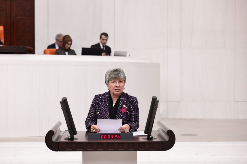 CHP’li Nurten Yontar’dan “Kripto Kanun” Tepkisi