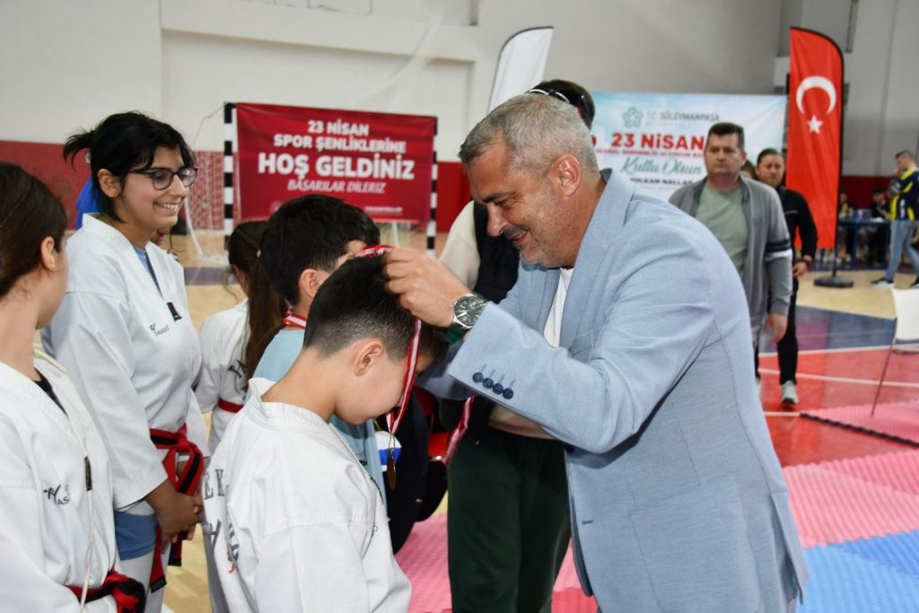 Bayram Coşkusu Taekwondo Turnuvası İle Taçlandı