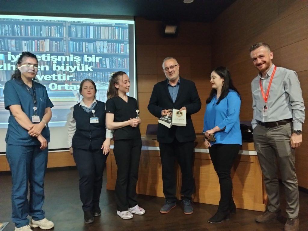 Hastanede “Okuyan Toplum” Vurgusu