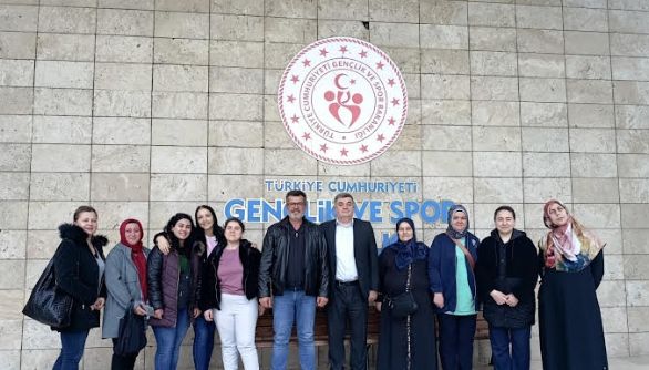 OKUL VELİ KAMU İŞ BİRLİĞİYLE SPORDA ÖRNEK PROJE