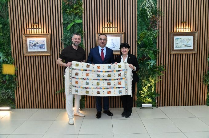 Vali Soytürk Kosova’dan Gelen Öğrencilerle Biraraya Geldi