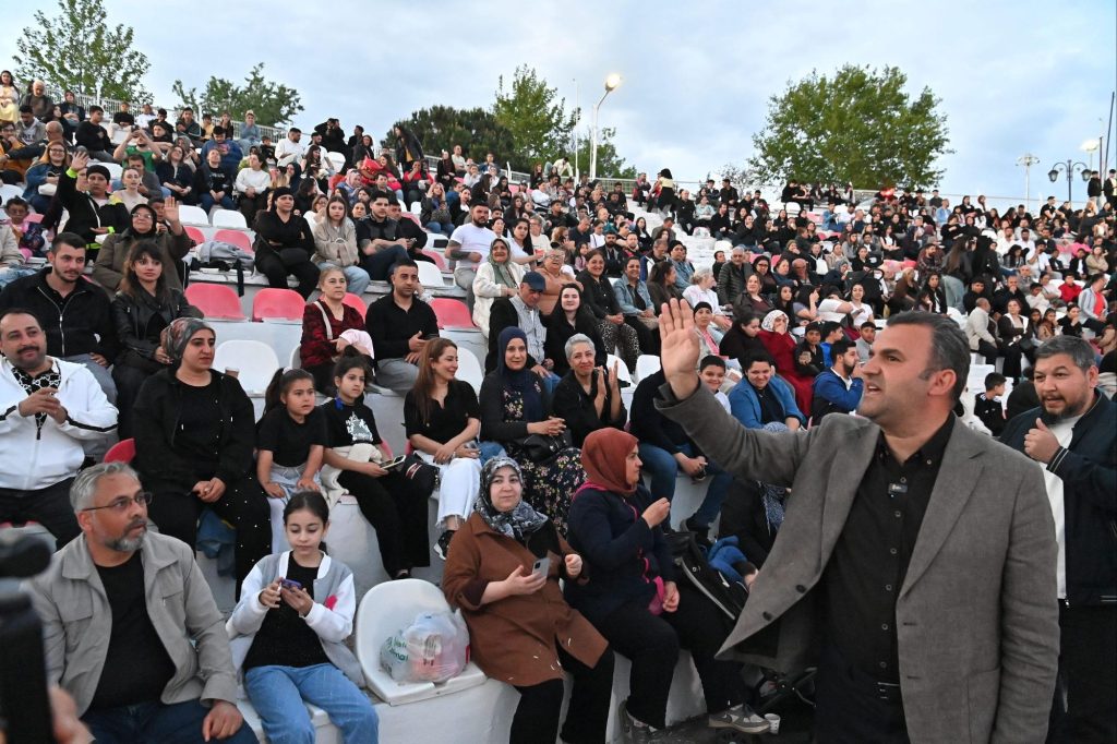Kakava Şenliğinde Tarihi Gece