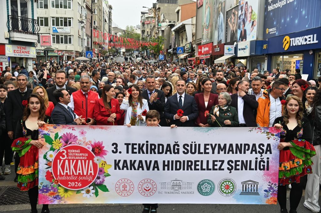 Kakava Şenliğine Muhteşem Açılış