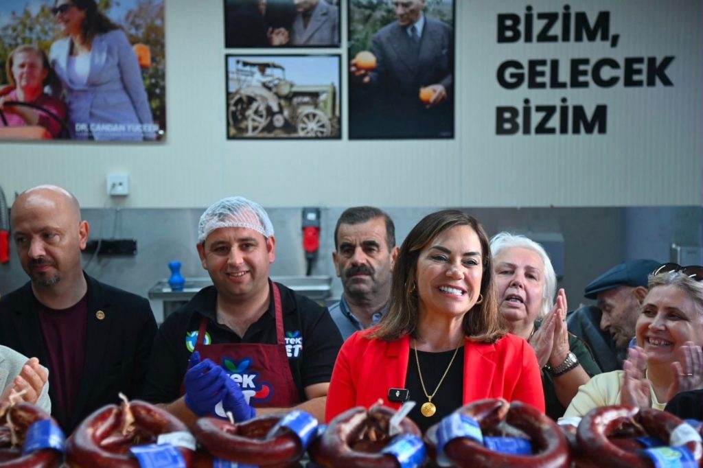 CANDAN BAŞKAN’LA TEK MARKET AĞI BÜYÜYOR, 7’NCİ ŞUBE SARAY’DA AÇILDI